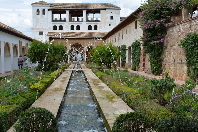 Integrare una Casetta da Giardino in uno Stile di Giardino Specifico